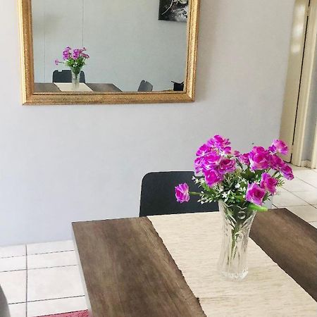 @Menlyn Place, Menlyn Maine, Pretoria - Accommodation エクステリア 写真