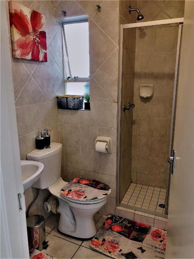 @Menlyn Place, Menlyn Maine, Pretoria - Accommodation エクステリア 写真